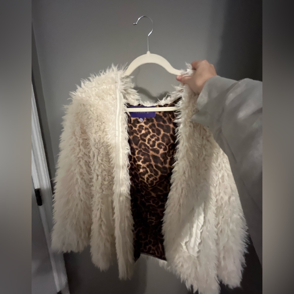 STEVE MADDEN madden girl zip up furry coat